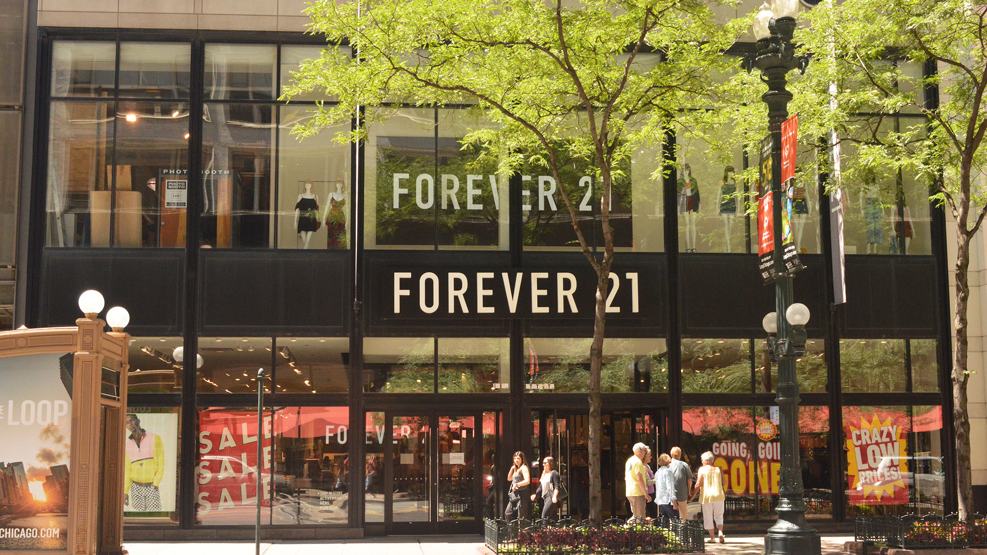 Forever 21 - Clothing Store in Theater District