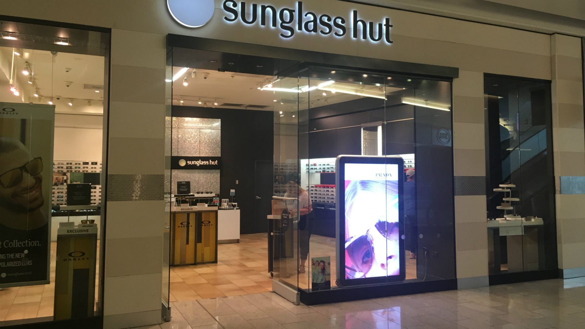 Sunglass Hut Collection HU1008 01 Grey Mirror Silver & Silver Sunglasses | Sunglass  Hut USA