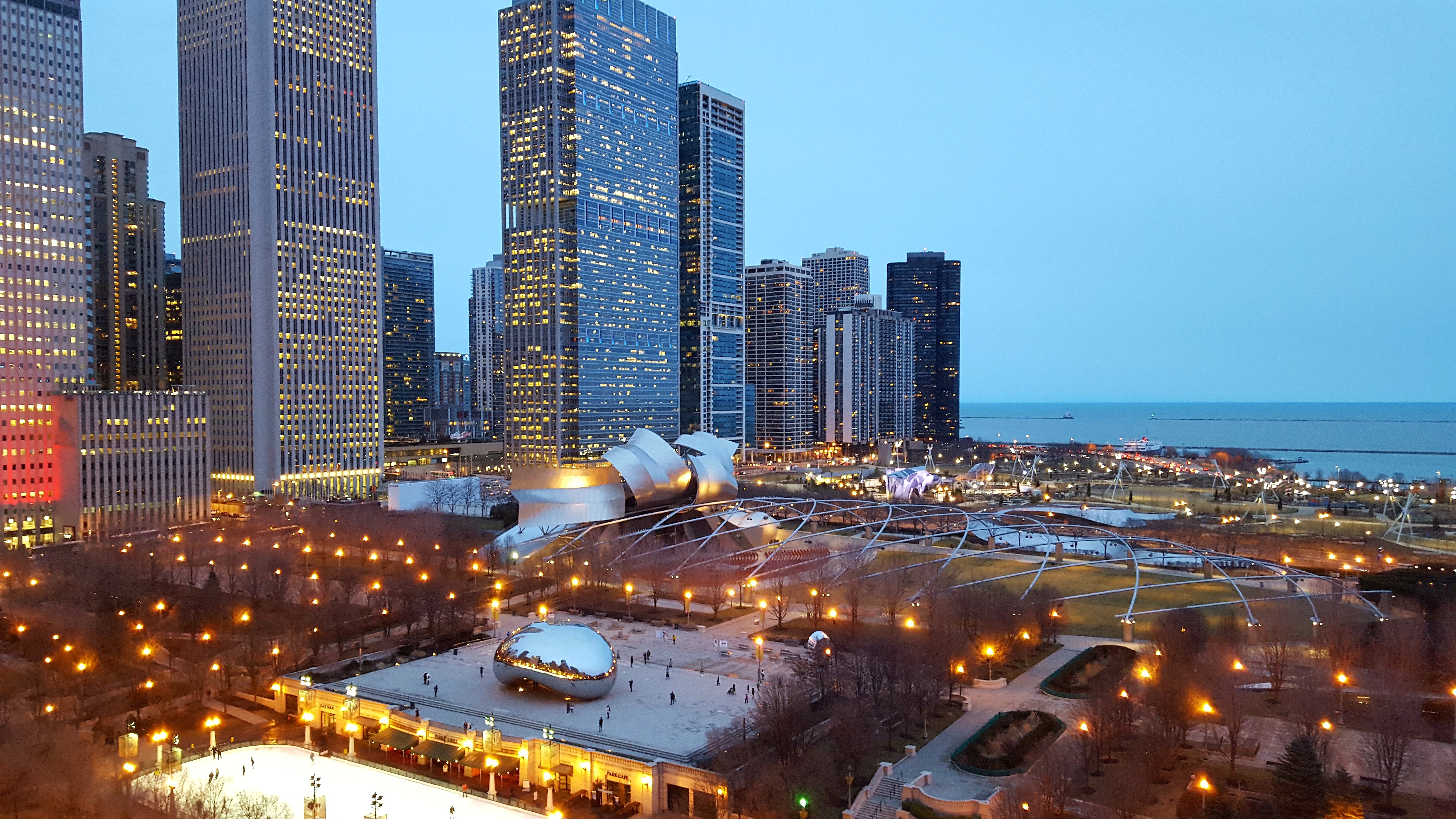 Parking Near Millenium Park in Chicago