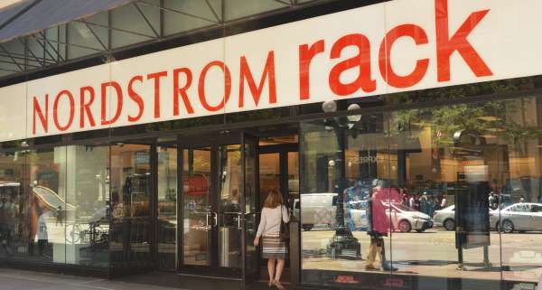 Nordstrom Rack Lincoln Park  Shopping in River North, Chicago