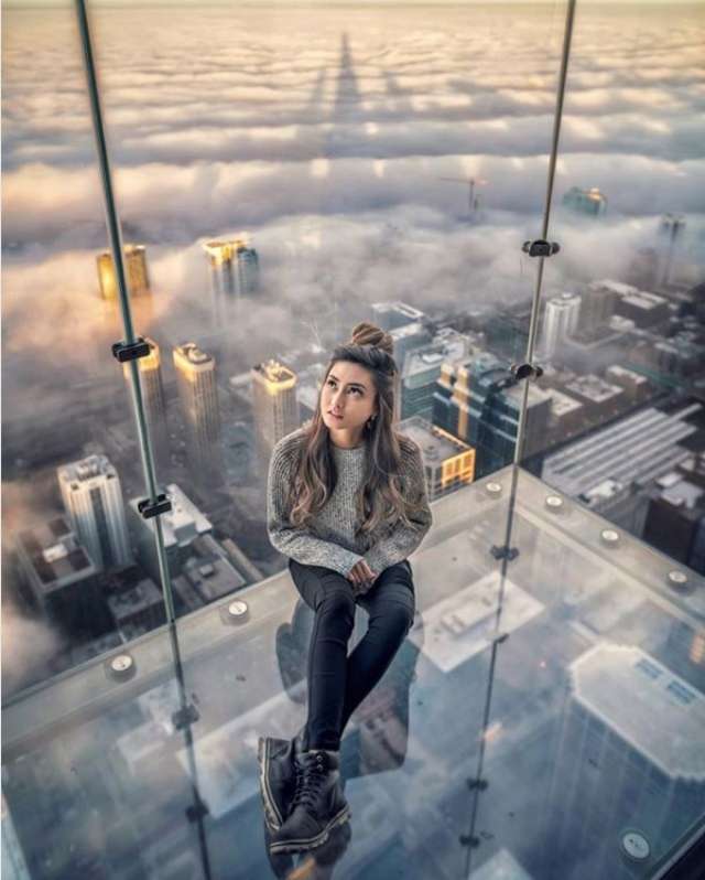 Willis Tower Sky Box