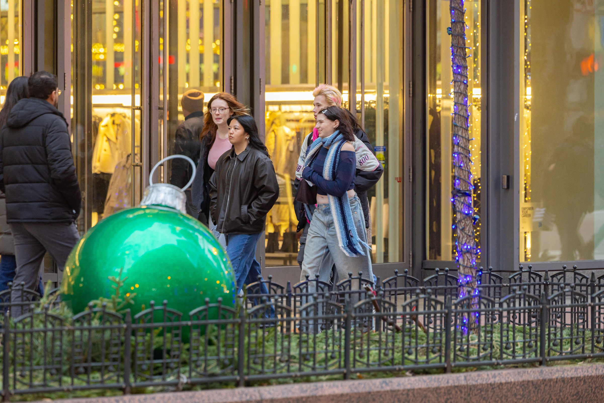 Chicago Loop Holiday Decorations