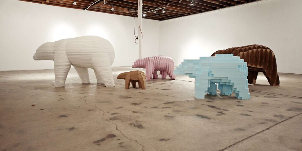 Chicago Loop Alliance brings life-size bear sculptures to hibernate in the Pedway this winter