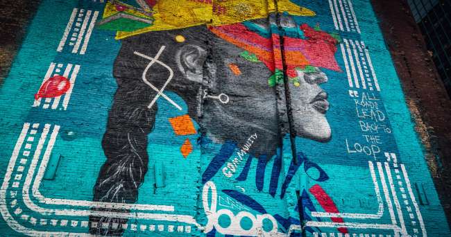 Chicago Loop Alliance commissions mural honoring Loop workers
