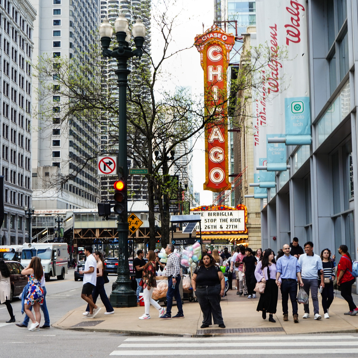 Loop Chicago New study reveals Chicago Loop tops U.S. downtowns by most value ...