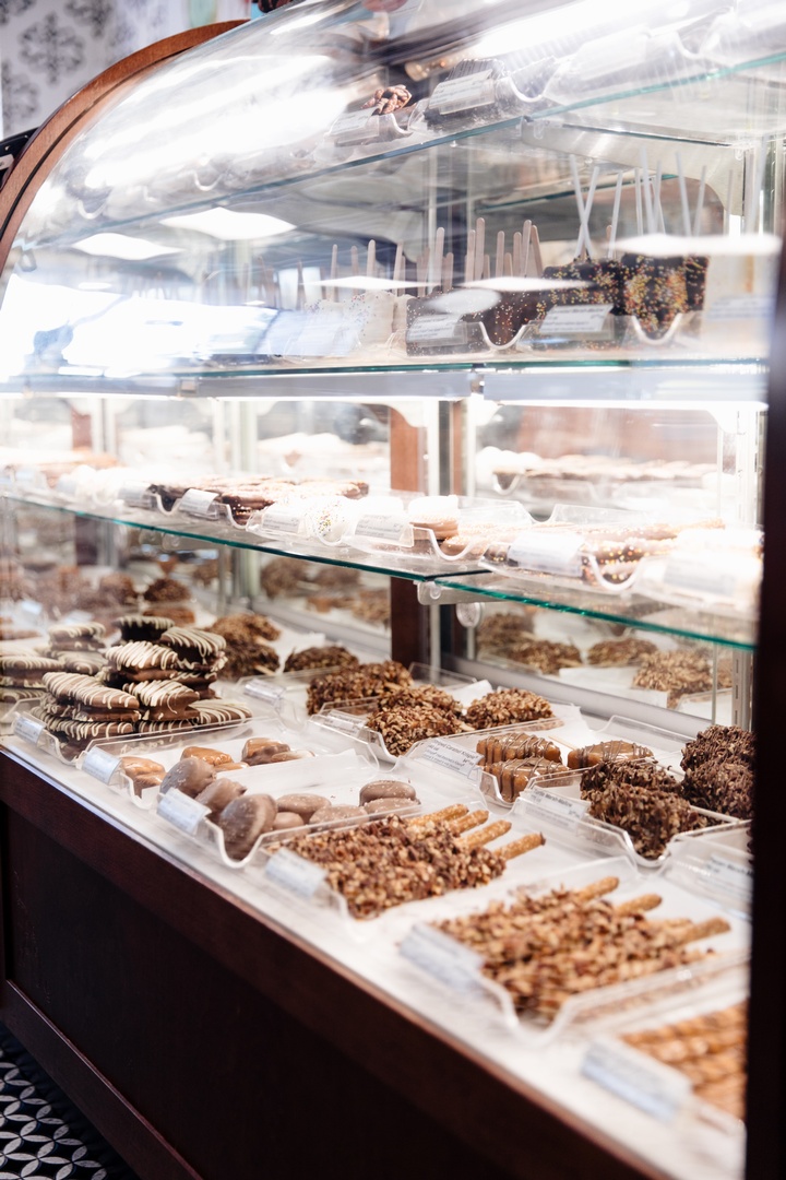 Kilwins Chocolates Fudge and Ice Cream Chicago