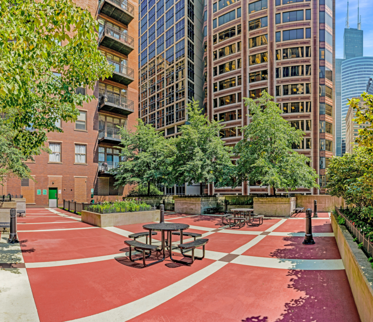 212 W. Washington Condo Association