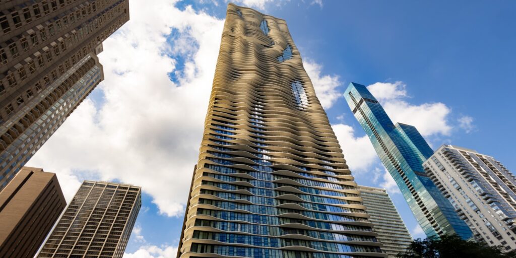 The Radisson Blu Aqua Hotel Chicago