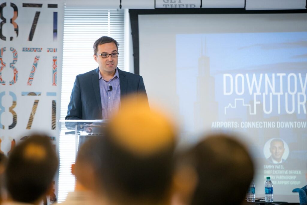 Chicagoans return to the office refueling the downtown energy