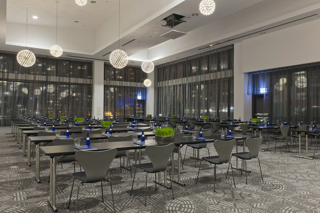 The Radisson Blu Aqua Hotel Chicago